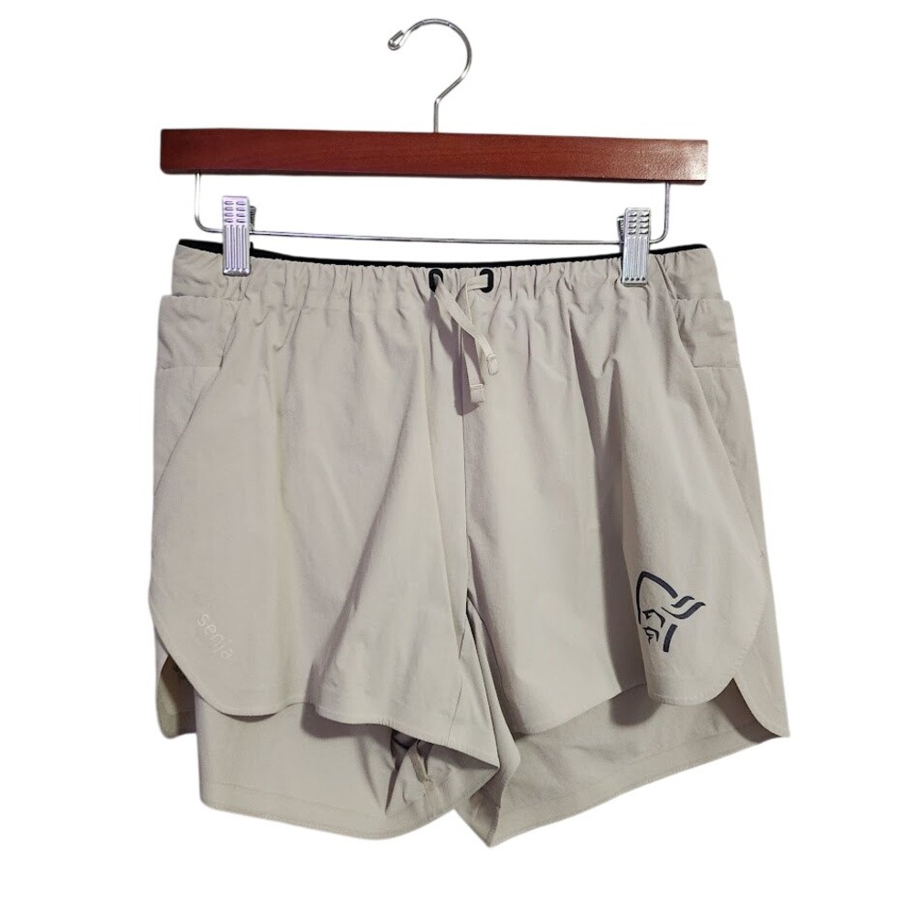 NORRØNA Senja Flex1 athletic running gorpcore campcore shorts in oatmeal size M